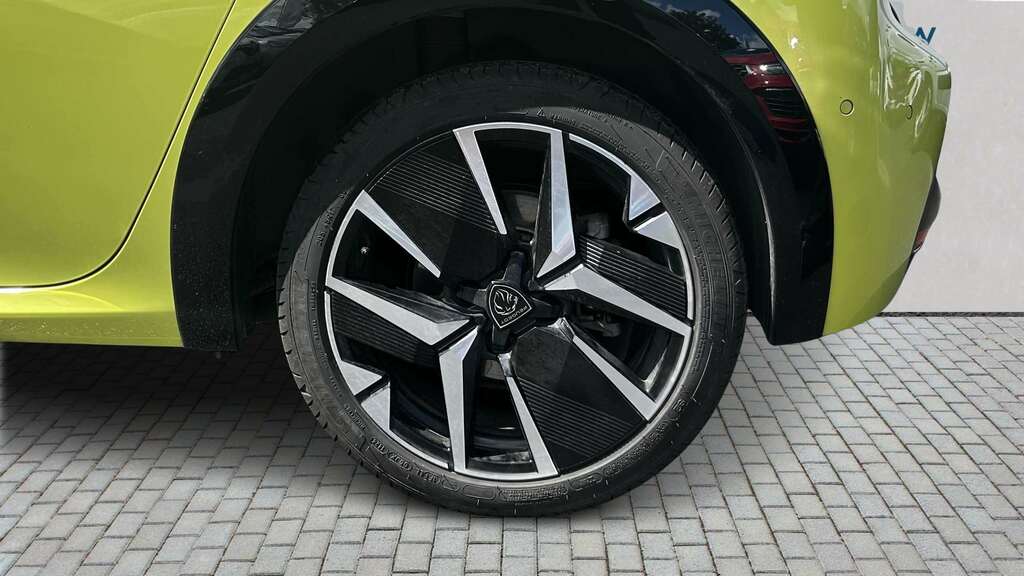 Peugeot e-208 115Kw Gt 51Kwh 2025 Yellow #6