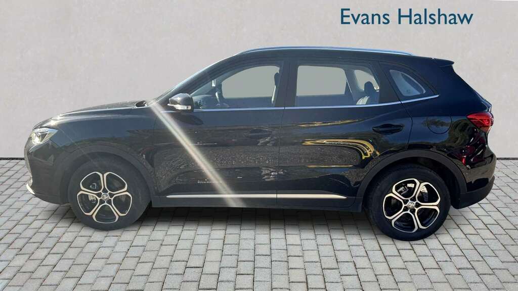 MG ZS 115Kw Trophy Ev Long Range 73Kwh White #3