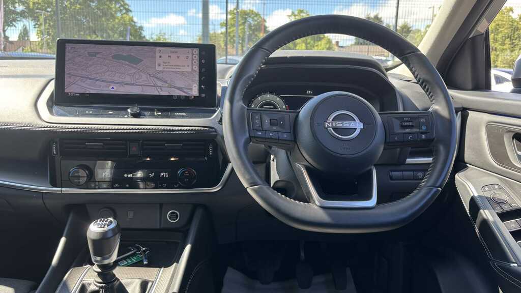 Nissan Qashqai Tekna Grey #11
