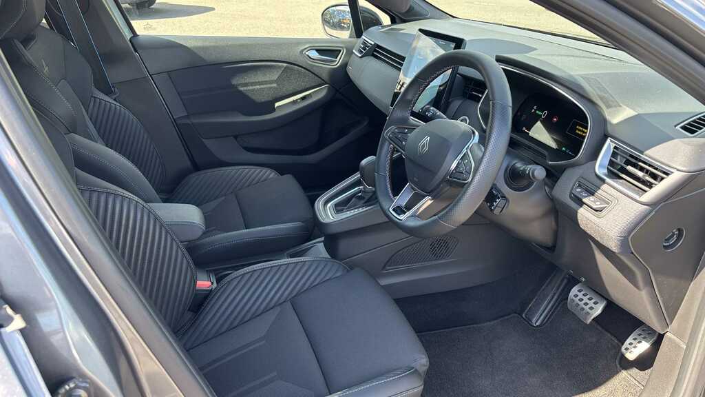 Renault Clio 1.6 E-tech Full Hybrid 145 Esprit Alpine Grey #3