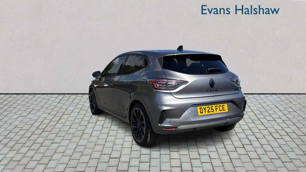 Renault Clio 1.6 E-tech Full Hybrid 145 Esprit Alpine Grey #2