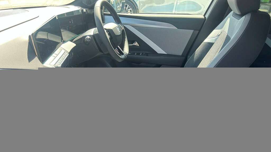 Vauxhall Astra Griffin Black #8