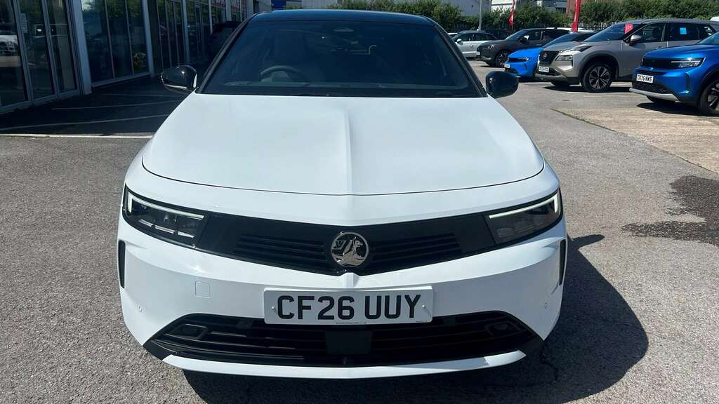 Vauxhall Astra 1.2 Turbo 130 Griffin 2026 White #2
