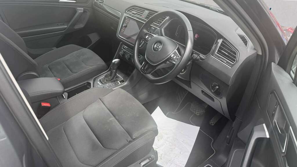 Volkswagen Tiguan 2.0 Tsi 190 4Motion Sel Dsg 2019 OE19OWZ Grey #4