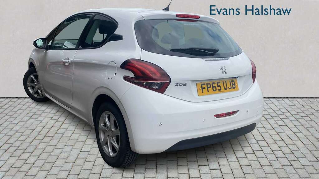 Peugeot 208 1.2 Puretech 82 Active 2016 White #2
