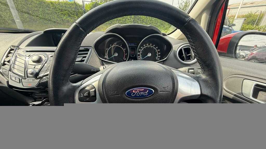 Ford Fiesta Zetec Silver #6