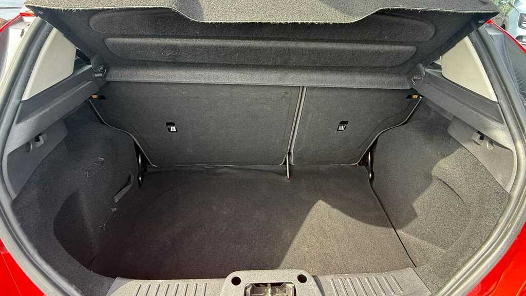 Ford Fiesta Zetec Silver #5