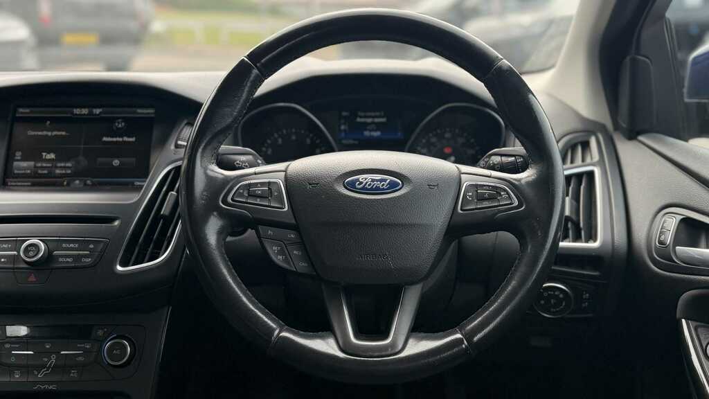 Ford Focus 1.5 Ecoboost Zetec S Black #9