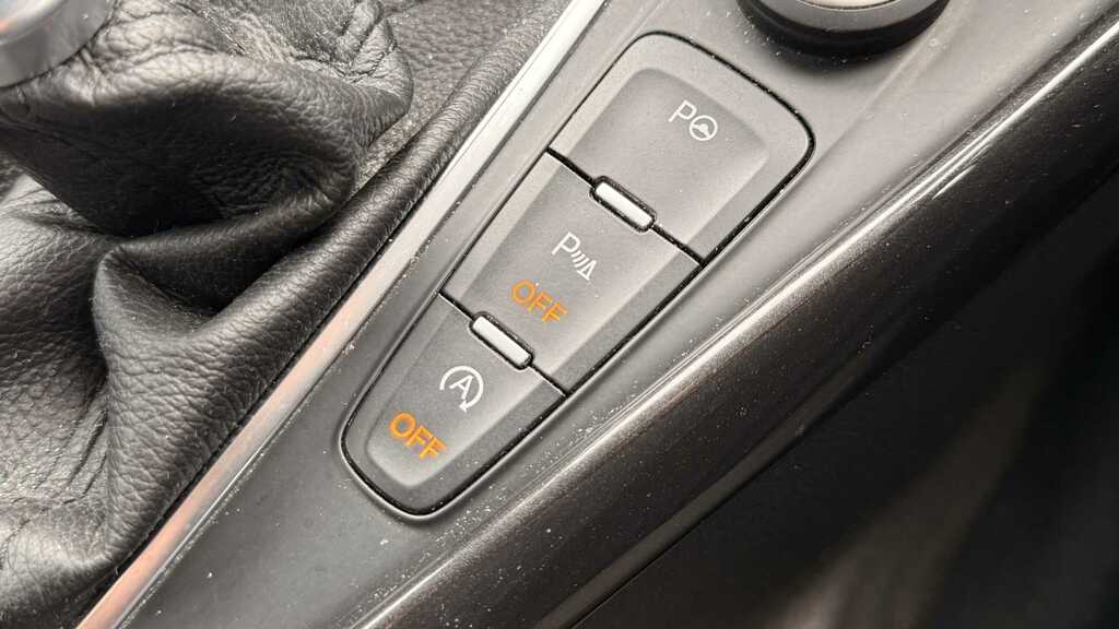 Ford Focus 1.5 Ecoboost Zetec S Black #13