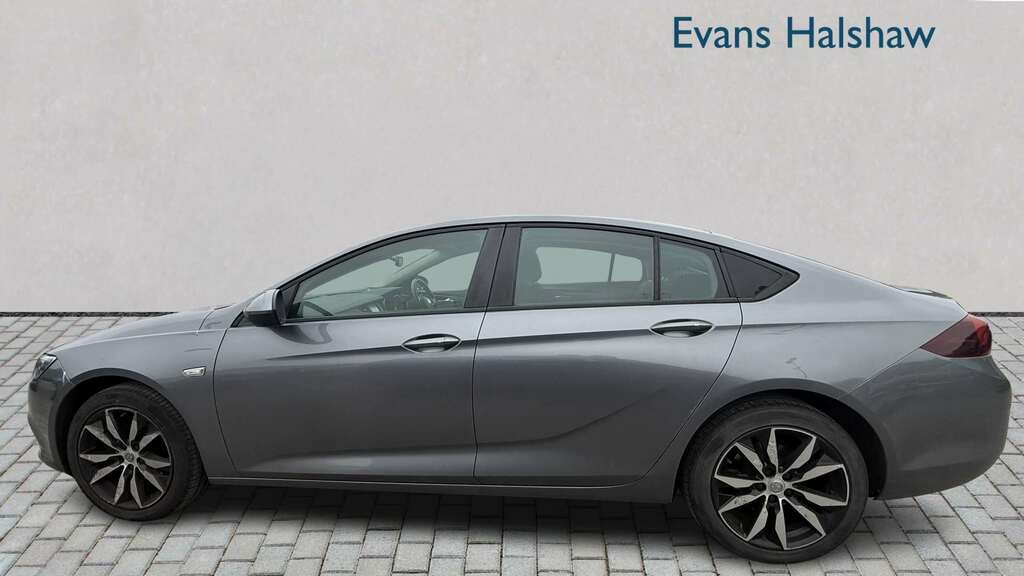 Vauxhall Insignia 1.5T 165 Design 2017 DG67ZDD Grey #3