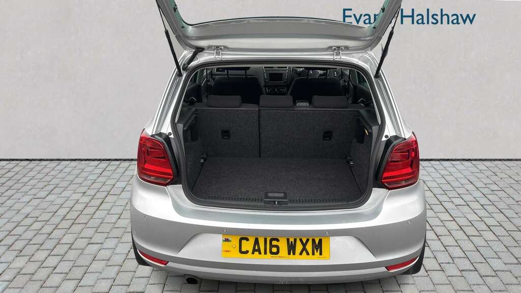 Volkswagen Polo Hatchback Blue #8