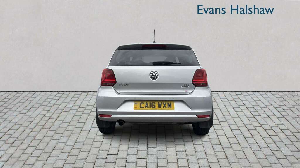 Volkswagen Polo 1.2 Tsi Match Dsg 2016 Silver #3