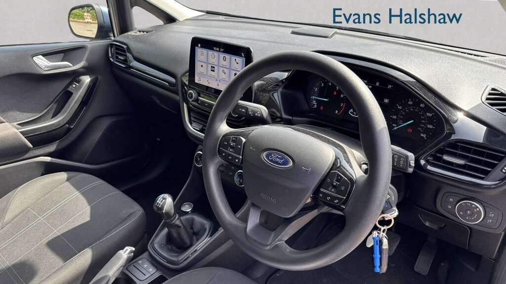 Ford Fiesta 1.1 Trend 2019 MT69OVW Blue #2