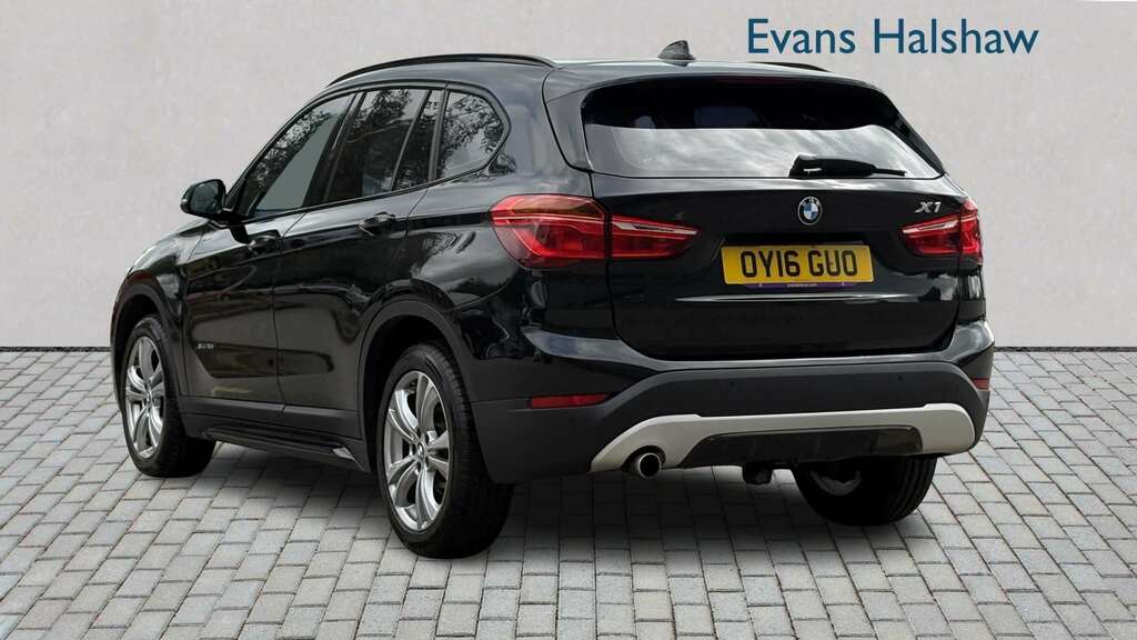 BMW X1 Sdrive 18D Sport 2016 Black #2