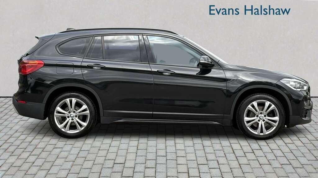 BMW X1 Sdrive 18D Sport 2016 Black #5