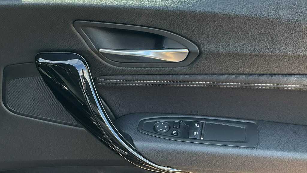 BMW 1 Series 118D Se Navservotronic Blue #17