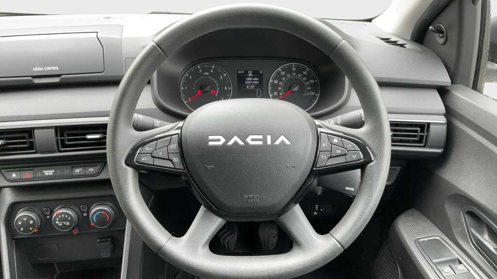 Dacia Sandero 1.0 Tce Essential White #9
