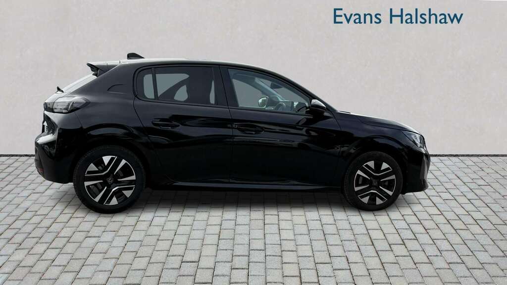 Peugeot 208 1.2 Puretech 100 Allure 2025 Black #6