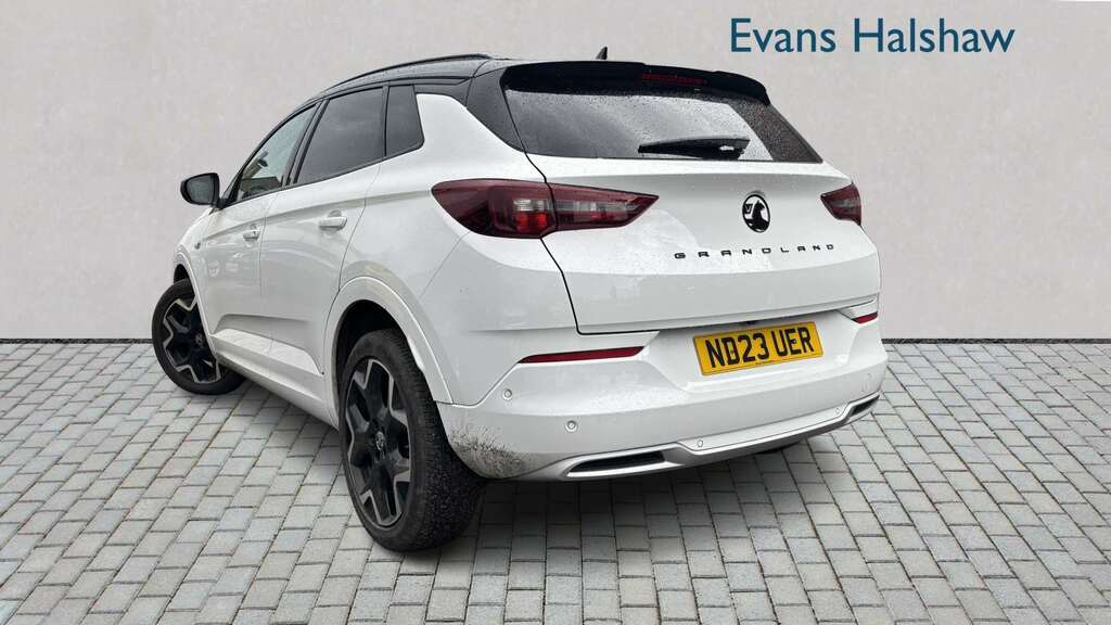Vauxhall Grandland 1.2 Turbo Ultimate 2023 White #2