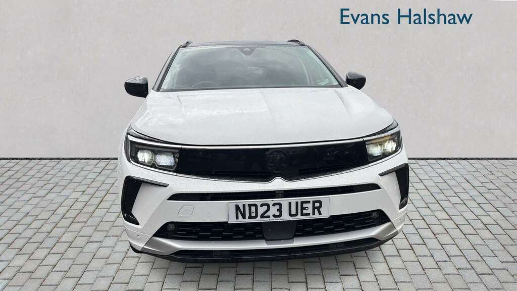 Vauxhall Grandland 1.2 Turbo Ultimate 2023 White #4