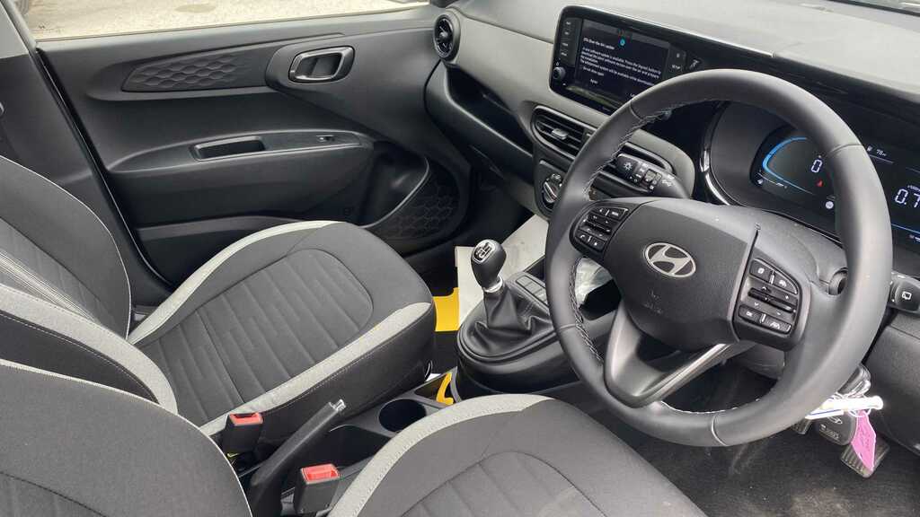 Hyundai I10 Advance Red #8