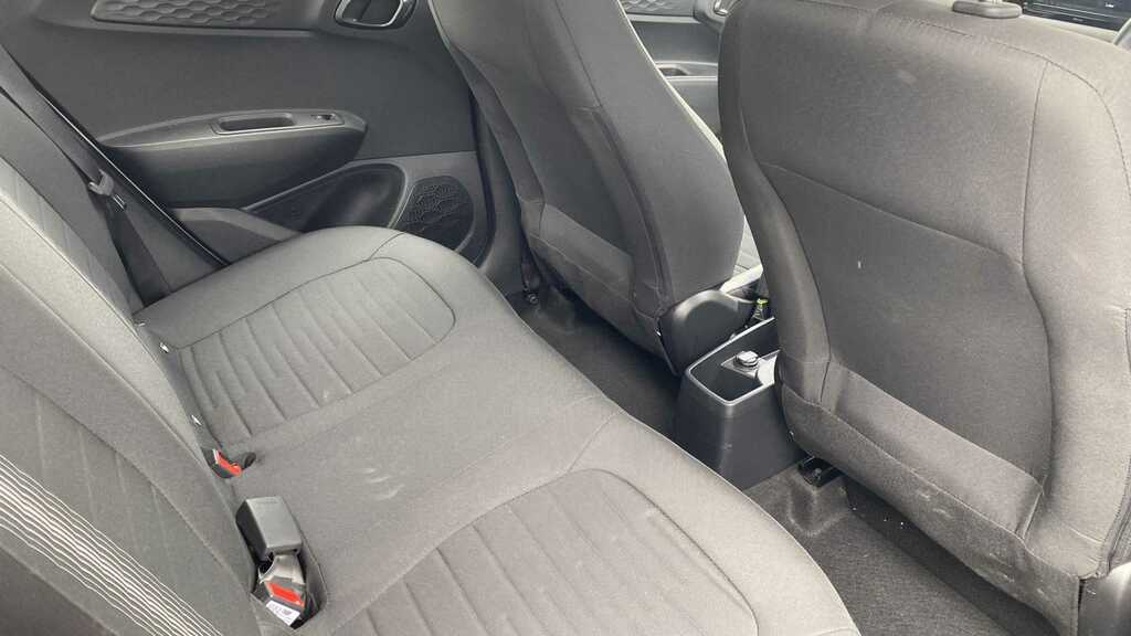 Hyundai I10 Advance Red #14