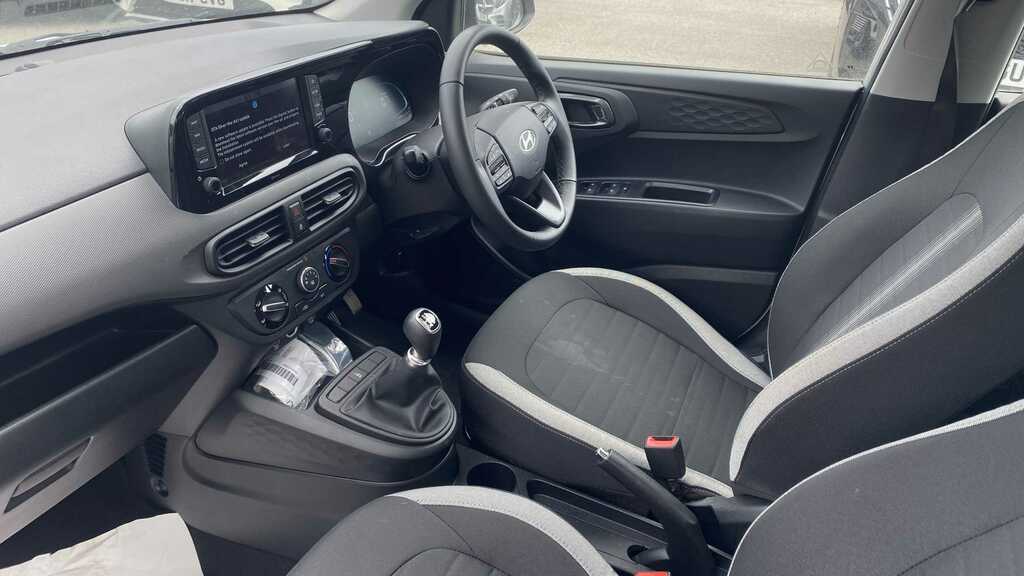 Hyundai I10 Advance Red #15