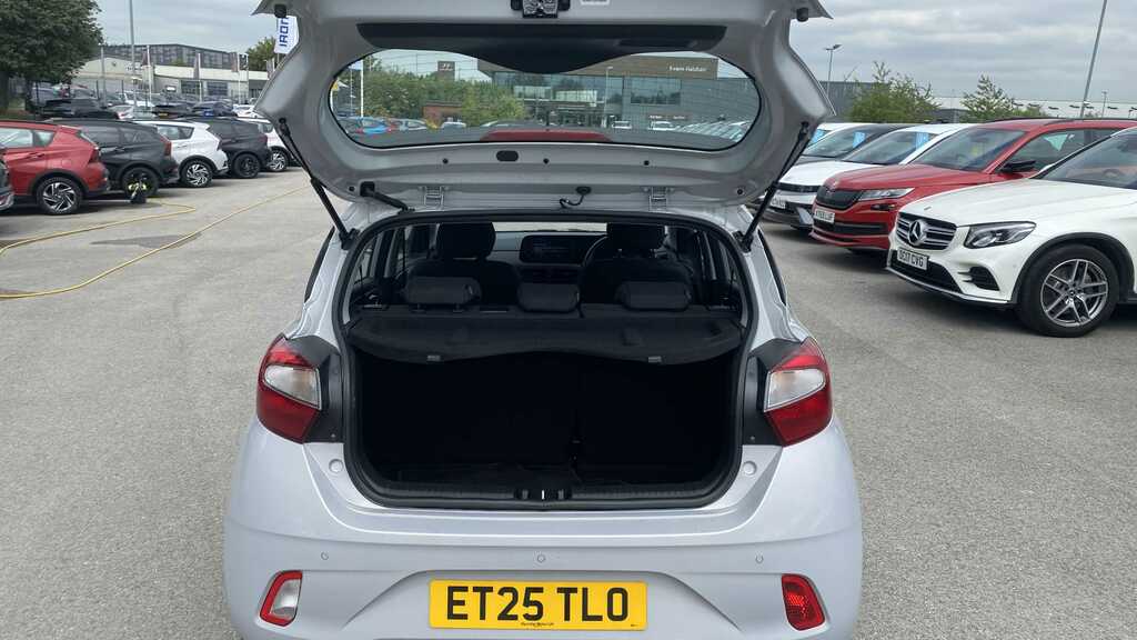 Hyundai I10 1.0 63 Advance Nav 2025 Grey #6