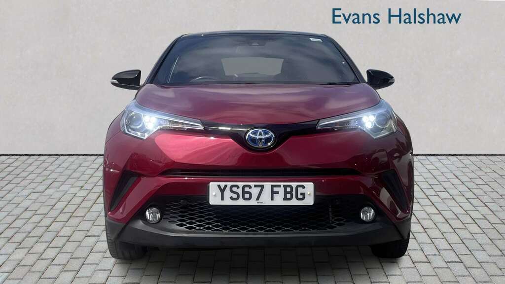 Toyota C-Hr 1.8 Hybrid Red Edition Cvt 2018 Red #4