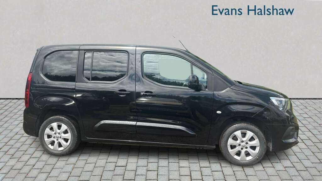 Vauxhall Combo Life 1.2 Turbo 130 Se 2021 Black #5