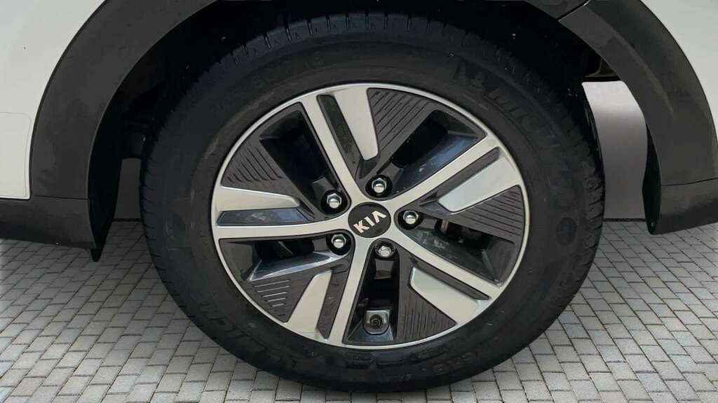 Kia Niro 1.6 Gdi Hybrid 2 Dct 2021 White #6