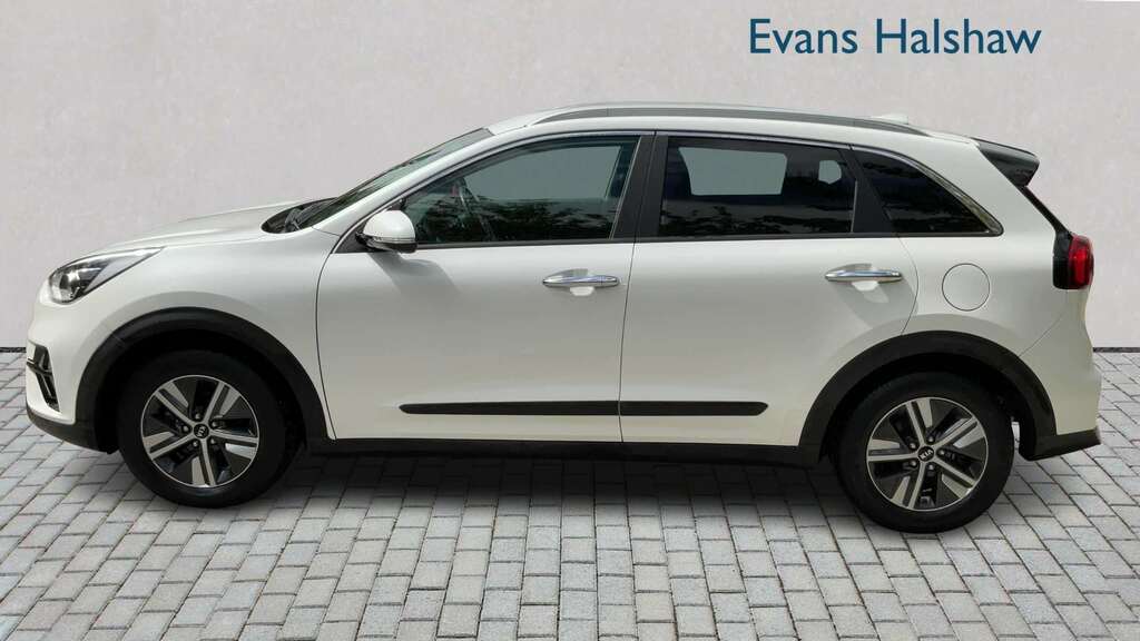Kia Niro 1.6 Gdi Hybrid 2 Dct 2021 White #3