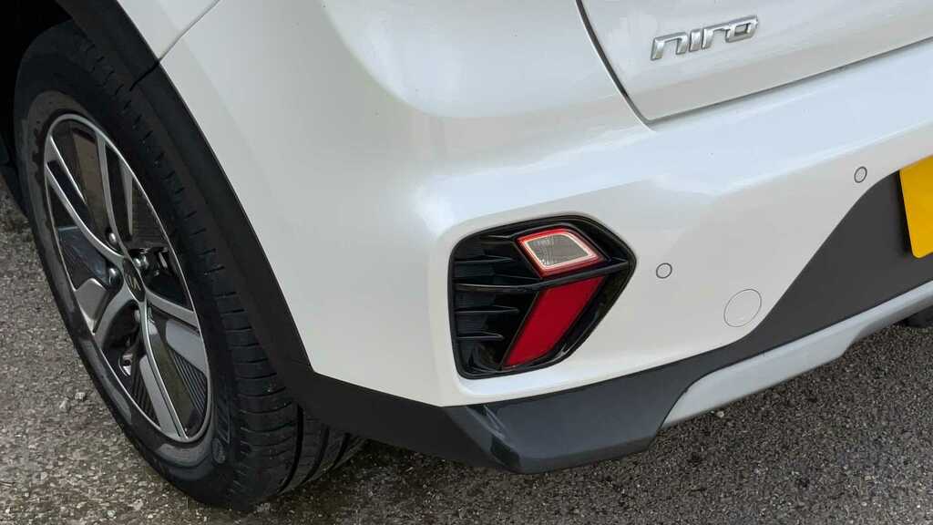 Kia Niro Niro 2 Hev White #17