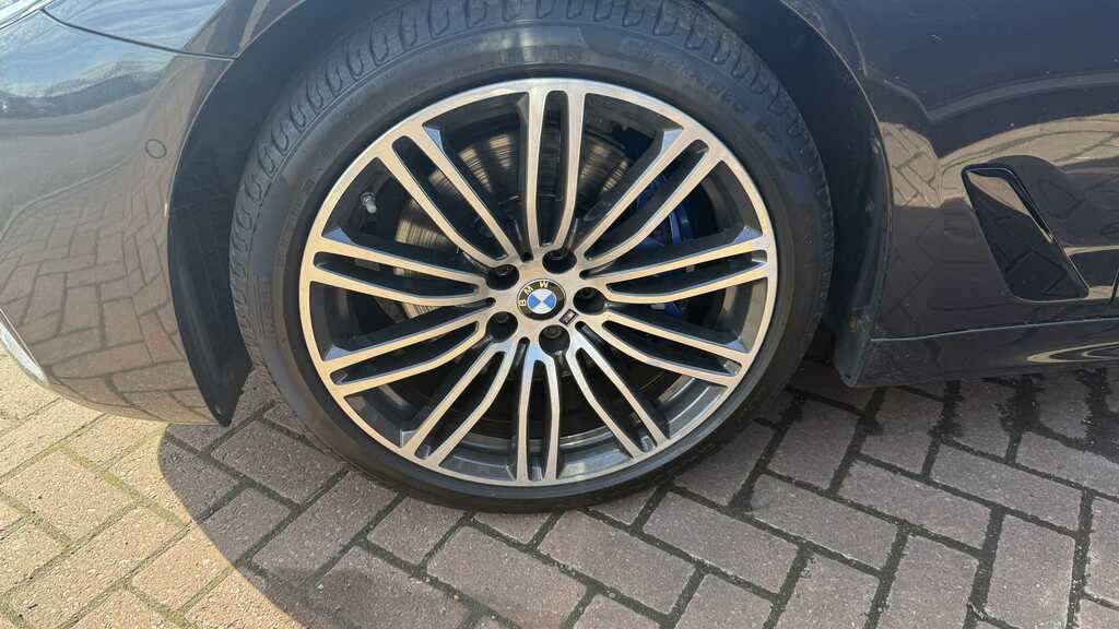 BMW 5 Series M Sport Black #7