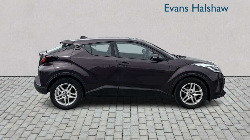 Toyota C-Hr Excel White #3