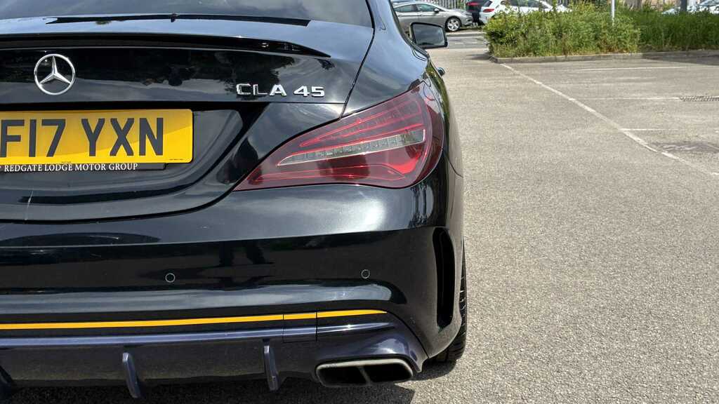 Mercedes-Benz CLA Class 2.1 Cla 200 White #15