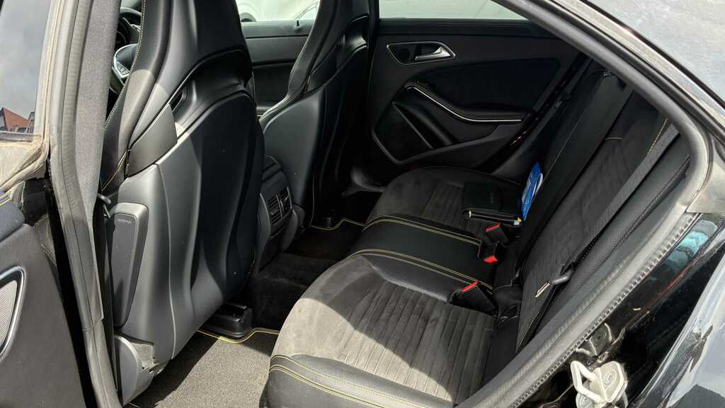 Mercedes-Benz CLA Class 2.1 Cla 200 White #25