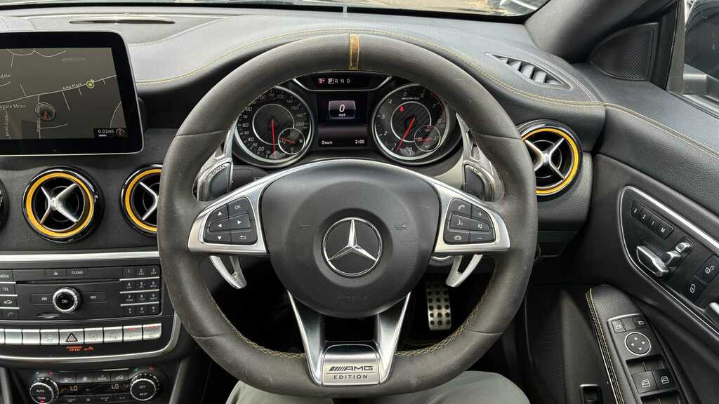 Mercedes-Benz CLA Class 2.1 Cla 200 White #28