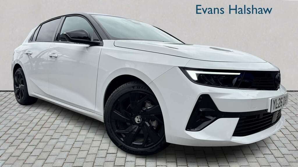 Vauxhall Astra 1.2 Turbo 130 Griffin 2026 White