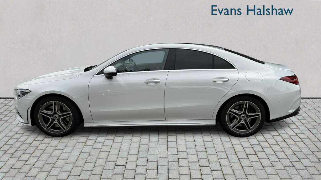 Mercedes-Benz CLA Class 250 Amg Line Premium Plus Tip 2022 White #3