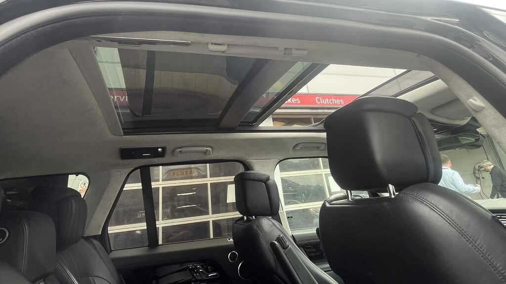 Land Rover Range Rover V8 Dynamic Silver #10