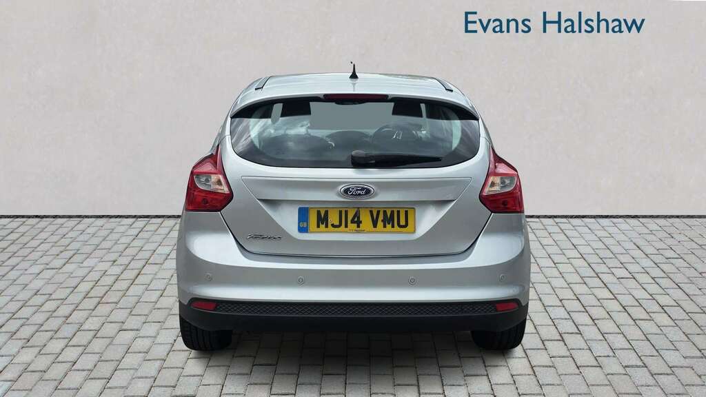 Ford Focus 1.6 Tdci 115 Zetec Navigator 2014 MJ14VMU Silver #4