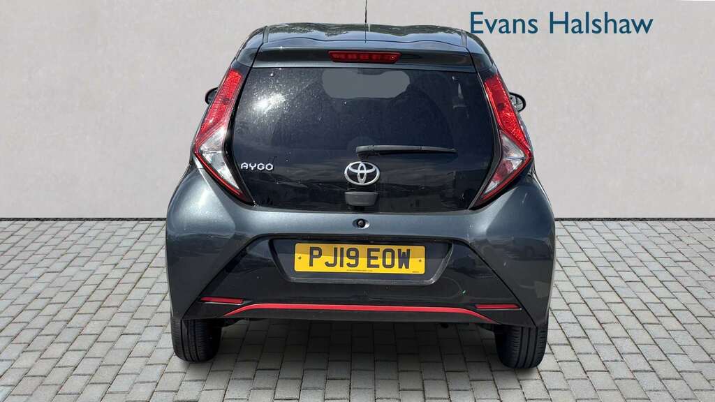 Toyota Aygo 1.0 Vvt-i X-trend 2019 Grey #3
