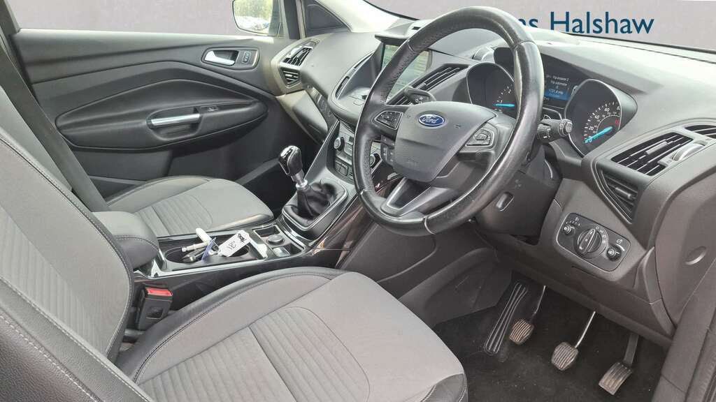 Ford Kuga 2.0 Tdci Titanium 2Wd 2016 Grey #6
