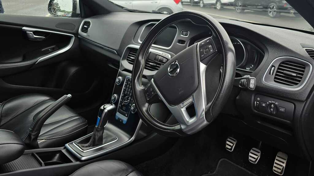 Volvo V40 D2 120 R Design Pro 2018 Grey #4