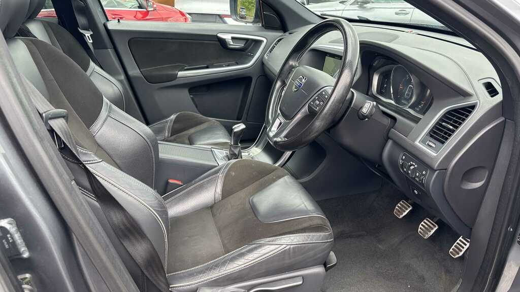 Volvo XC60 D4 190 R Design Nav 2015 Grey #3