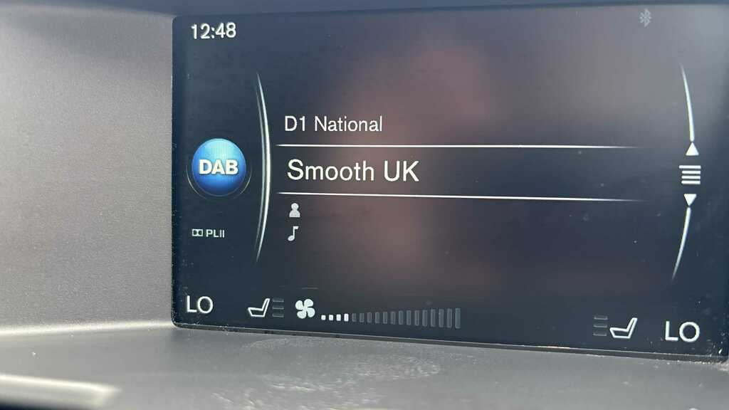 Volvo XC60 R-design Lux Nav Black #16