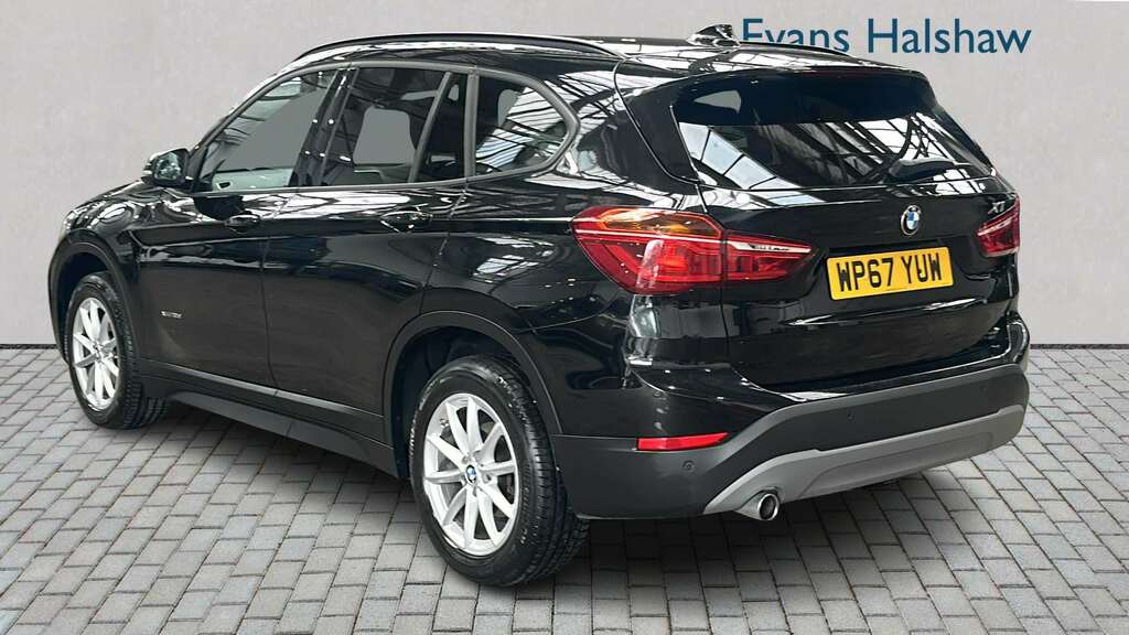BMW X1 Xdrive 18D Se 2017 Black #2