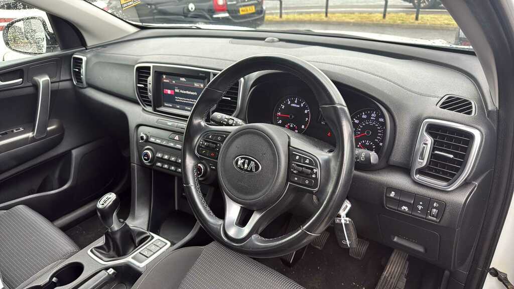 Kia Sportage 2 Isg White #3