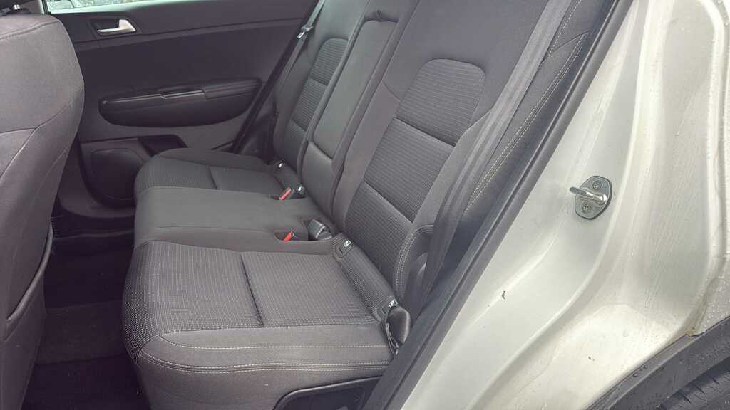 Kia Sportage 2 Isg White #6